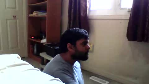 Sundoog online show from April 15, 2026, 9:48 pm