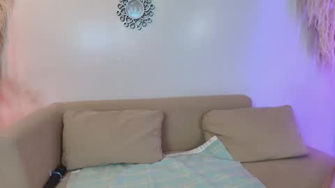 Snapshot of sunflower_aillyn chatting on October 29, 2025, 10:11 pm Aillyn Perez online show from October 29, 2025, 10:11 pm