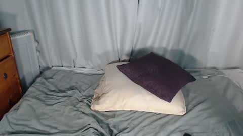 Snapshot of sunloveandwe chatting on February 8, 2025, 4:57 pm Mistress Eve online show from February 8, 2025, 4:57 pm