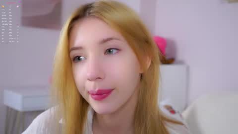 Lily online show from February 3, 2026, 2:44 pm