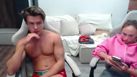 Snapshot of sunny1girl chatting on October 2, 2025, 8:27 pm Alice and Sergey online show from October 2, 2025, 8:27 pm