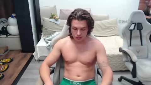 Snapshot of sunny1girl chatting on July 10, 2026, 10:56 pm Alice and Sergey online show from July 10, 2026, 10:56 pm