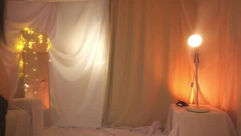 Snapshot of sunny_maria chatting on February 26, 2025, 11:37 pm Maria online show from February 26, 2025, 11:37 pm