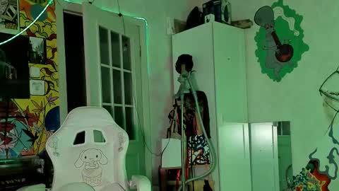 Snapshot of sunny_mouse chatting on September 25, 2025, 7:39 pm Sunny online show from September 25, 2025, 7:39 pm