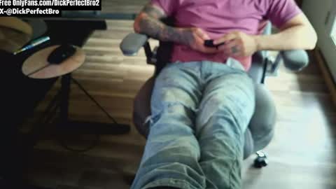 Snapshot of sunny_valentine chatting on May 6, 2026, 2:33 pm sunny valentine online show from May 6, 2026, 2:33 pm