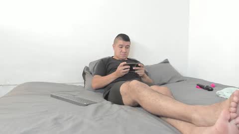 Snapshot of sunnyandevan chatting on December 21, 2024, 4:57 pm Christian Vanessa online show from December 21, 2024, 4:57 pm