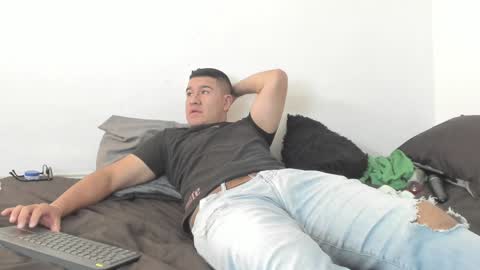 Snapshot of sunnyandevan chatting on January 20, 2025, 6:21 pm Christian Vanessa online show from January 20, 2025, 6:21 pm