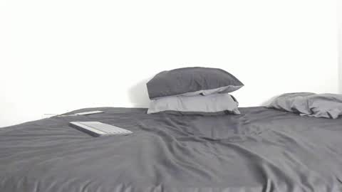 Snapshot of sunnyandevan chatting on September 15, 2025, 1:16 am Christian Vanessa online show from September 15, 2025, 1:16 am