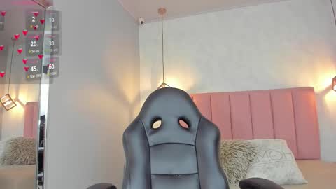  S U N N Y online show from February 13, 2026, 1:29 pm