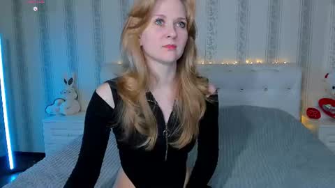 Snapshot of sunnyhuff chatting on July 18, 2026, 7:06 pm Sunny online show from July 18, 2026, 7:06 pm