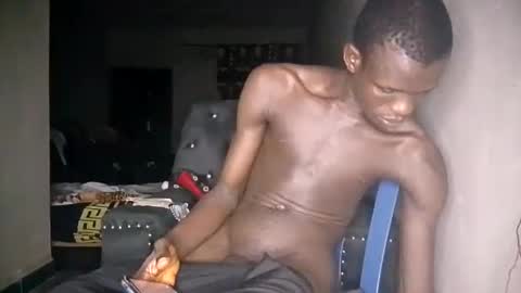 Sunnyblack2 online show from March 3, 2025, 11:35 pm