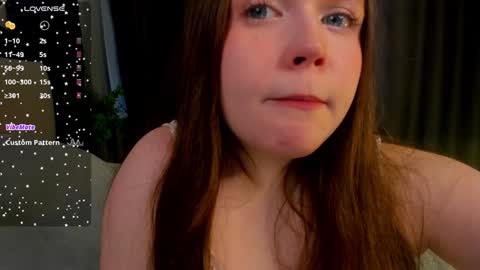 Snapshot of sunnyrisha chatting on January 30, 2025, 12:37 pm Risha online show from January 30, 2025, 12:37 pm