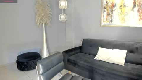 Snapshot of sunnyrivers_ chatting on January 18, 2026, 5:50 pm Sunny Rivers online show from January 18, 2026, 5:50 pm