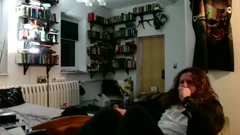 Snapshot of sunr1sa chatting on January 9, 2025, 6:04 pm sunr1sa online show from January 9, 2025, 6:04 pm