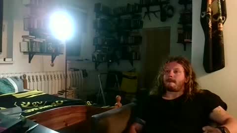 Snapshot of sunr1sa chatting on September 23, 2025, 4:15 am sunr1sa online show from September 23, 2025, 4:15 am