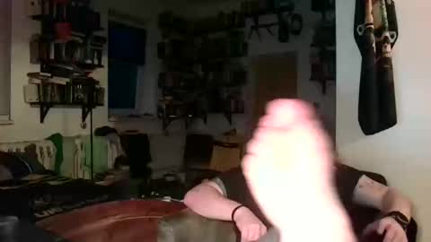 Snapshot of sunr1sa chatting on October 28, 2025, 5:44 am sunr1sa online show from October 28, 2025, 5:44 am