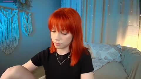 sunrisee_ online show from April 19, 2026, 7:27 pm