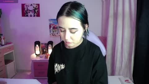 Snapshot of sunset_pienk chatting on July 20, 2026, 5:33 am Sunset online show from July 20, 2026, 5:33 am