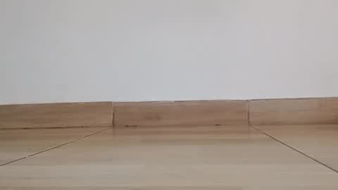 Annie online show from October 18, 2025, 5:25 pm