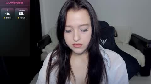 Snapshot of sunshine_j chatting on September 10, 2025, 10:48 am sunshine_j online show from September 10, 2025, 10:48 am