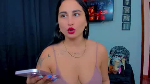 Snapshot of sunshine_uwu22 chatting on October 20, 2025, 7:47 pm Andrea Rodriguez online show from October 20, 2025, 7:47 pm