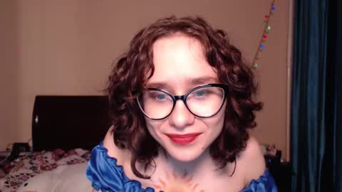 Snapshot of sunshinehella chatting on February 20, 2025, 11:20 am Hella online show from February 20, 2025, 11:20 am