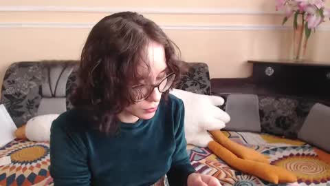 Snapshot of sunshinehella chatting on March 9, 2025, 9:24 am Hella online show from March 9, 2025, 9:24 am