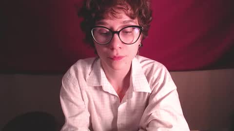 Snapshot of sunshinehella chatting on September 18, 2025, 3:58 pm Hella online show from September 18, 2025, 3:58 pm