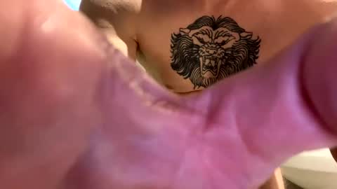 Snapshot of super4wesomeguy69 chatting on December 31, 2024, 6:24 pm super4wesomeguy69 online show from December 31, 2024, 6:24 pm