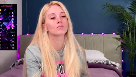 ANNApvt open full info in bio online show from December 15, 2024, 12:38 pm