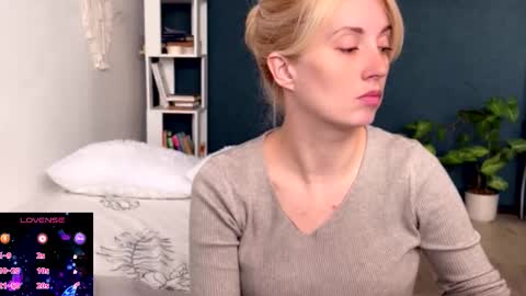 ANNApvt open full info in bio online show from November 11, 2025, 10:59 am