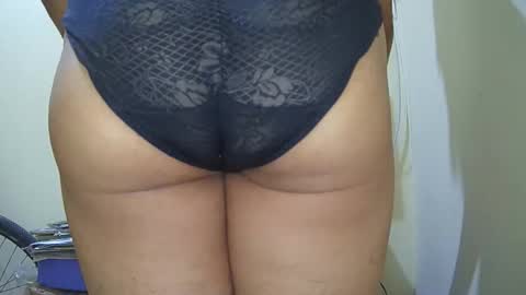 Snapshot of superboy977 chatting on November 19, 2025, 8:09 pm superboy977 online show from November 19, 2025, 8:09 pm