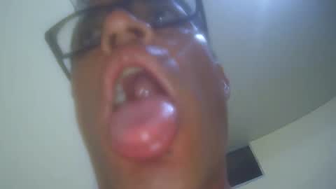 Snapshot of superboy977 chatting on April 5, 2026, 2:20 am superboy977 online show from April 5, 2026, 2:20 am