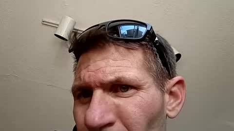 Snapshot of superhornedupgangsta831 chatting on January 27, 2025, 8:28 pm SuperhorndupGangsta online show from January 27, 2025, 8:28 pm