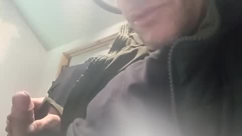 Snapshot of superhornedupgangsta831 chatting on February 9, 2025, 5:22 pm SuperhorndupGangsta online show from February 9, 2025, 5:22 pm