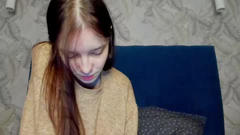 Snapshot of superior_cat chatting on March 3, 2025, 8:21 pm Una online show from March 3, 2025, 8:21 pm