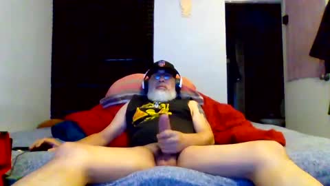 supermanloverhg online show from October 13, 2025, 9:09 am