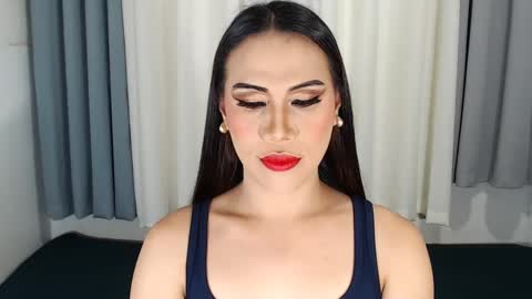 Natalie Portman online show from February 7, 2025, 9:26 am