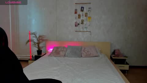 Snapshot of susan__clark chatting on March 11, 2025, 6:32 am Annie online show from March 11, 2025, 6:32 am