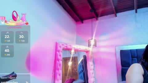 Snapshot of susana_williamss chatting on September 22, 2025, 9:00 am Susana W online show from September 22, 2025, 9:00 am