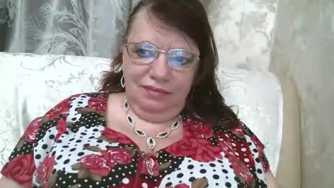 SusanaAhSun online show from December 18, 2025, 11:49 am