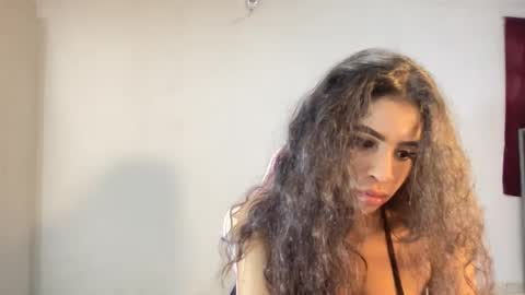 Snapshot of susandolls_ chatting on February 4, 2025, 12:19 am susan online show from February 4, 2025, 12:19 am