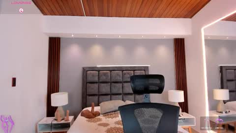 Susan  Everyday From 0530 to 1430 Col Time online show from November 28, 2025, 10:51 am