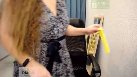 Susanna online show from December 22, 2025, 6:43 am