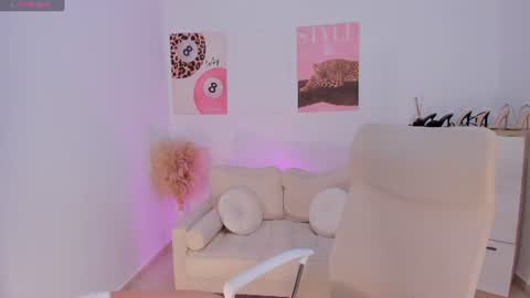 Sussan Monroe online show from June 8, 2026, 11:16 pm