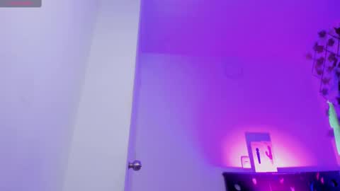 Snapshot of sussanmiller_ chatting on February 27, 2025, 12:13 pm sussanmiller_ online show from February 27, 2025, 12:13 pm