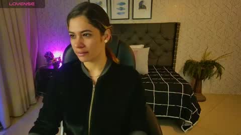   online show from December 2, 2024, 12:29 pm