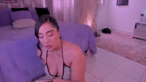 sussy_bell_ online show from July 25, 2026, 6:05 pm