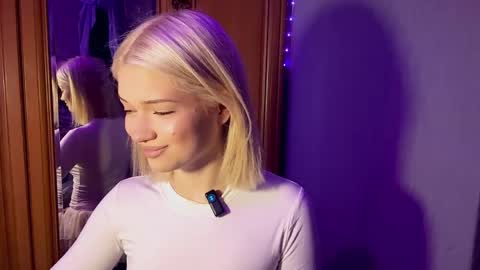 Stacy online show from April 1, 2026, 10:18 pm