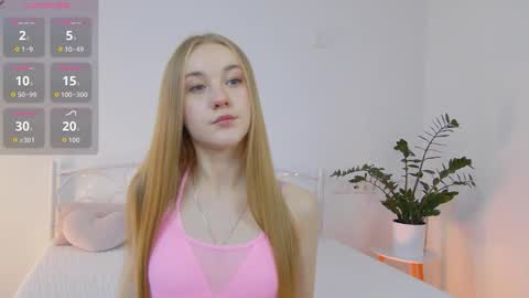 Snapshot of suzipons chatting on October 3, 2025, 1:30 pm Suzi online show from October 3, 2025, 1:30 pm